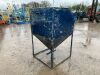 UNRESERVED Sandblasting Cabinet c/w Accessories - 6