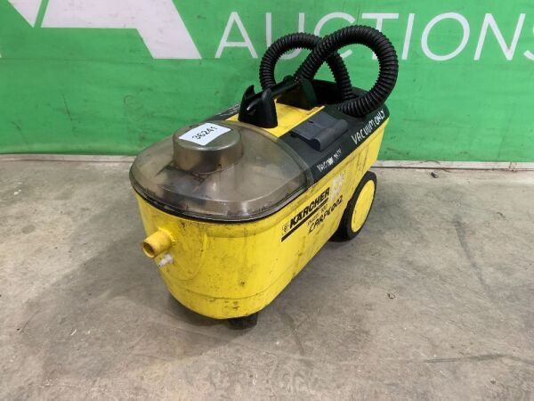 UNRESERVED Karcher Puizzi 100 220V Carpet Cleaner c/w Hose