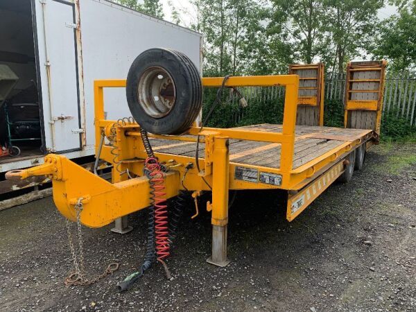 2001 Dooley Bros Twin Axle 16T Drag Trailer c/w Flipe Toe Ramps