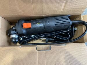 UNUSED Weldmax 1000W Angle Grinder