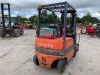 UNRESERVED 2001 Toyota FBMF 20 2 Ton Electric Forklift - 5