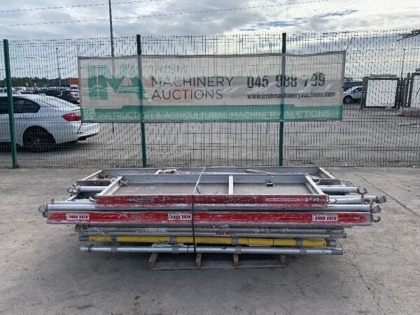 UNRESERVED 4.2M Portable Narrow Aluminium Scaffold Tower