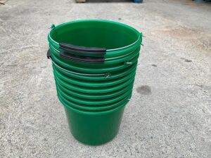 UNUSED 10 x 5L Calf Buckets