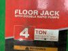 4T Portable Hydraulic Jack - 2