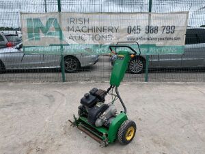 John Deere 220B Greens Mower