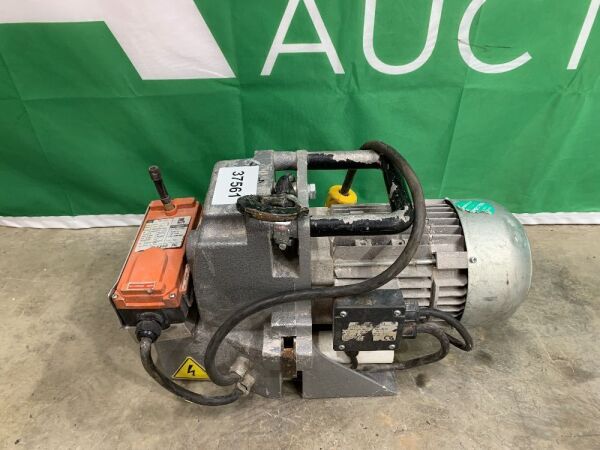 2021 Minifor TR50 500KG Winch