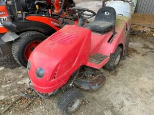 UNRESERVED Honda 13/92 Petrol Ride On Mower