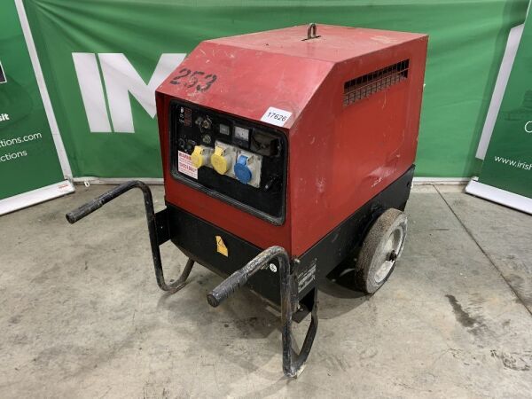 UNRESERVED 2014 Mosa GE6000SX/GS Pedestrian Portable 6KVA Diesel Generator