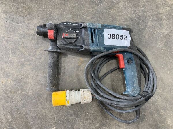 UNRESERVED Boshc GBH220 110V SDS Drill