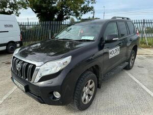 UNRESERVED 2017 Toyota Landcruiser Land CRU LWB GX COM 4DR