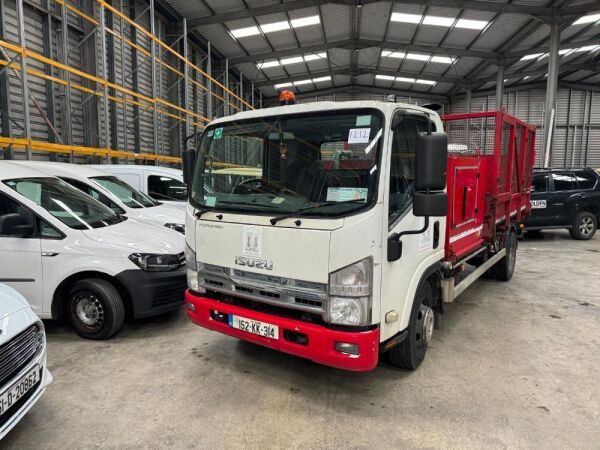 UNRESERVED 2015 Isuzu Forward 7.5T Caged Dropside c/w Jetting/Power Washer Unit