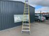 UNRESERVED 12FT Fibreglass Stepladder - 2