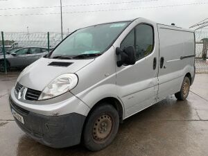 UNRESERVED 2011 Renault Trafic MWB Van