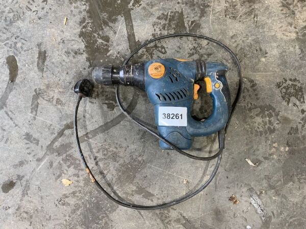 UNRESERVED Powercraft 220V Drill