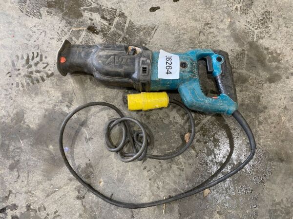 UNRESERVED Makita 110V Sabre Saw