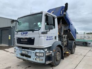 2013 MAN TGM 15.250 Johnston Road Sweeper