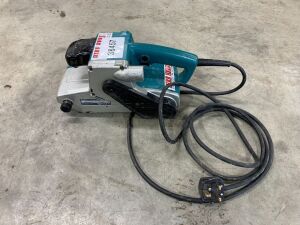 Makita 610mm 230v Belt Sander