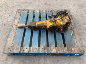 2019 Atlas Copco SB102 Hydraulic Breaker c/w Hoses & Chisel