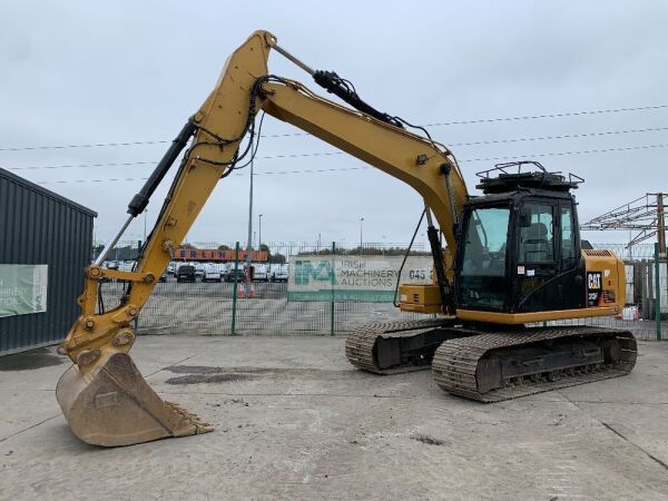 2015 Caterpillar 313FL GC 13T Excavator c/w 3 x Buckets