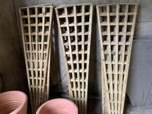 Approx 16 x 6FT Wooden Wall Fan Trellis Panels 