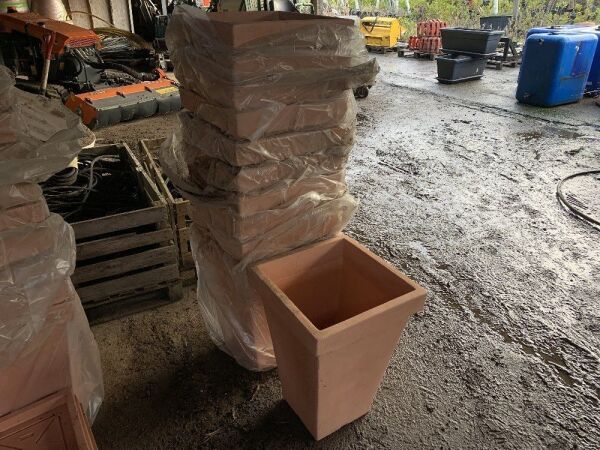 Approx 10 x Heavy Duty 45L Terracotta Plant Pots