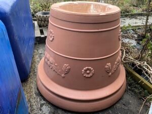 Large Heavy Duty Terracotta Plant Pot