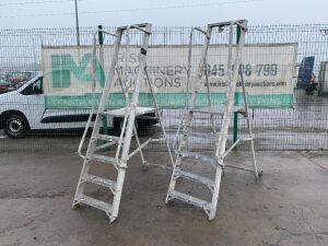 UNRESERVED 2 x 4 Step Platform Ladders