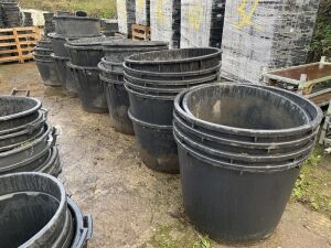 Large Selection Of Planting Pots (Black - Large)