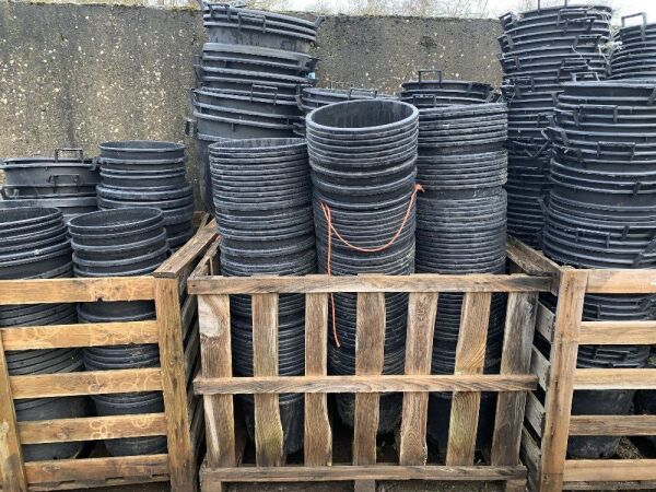 Pallet Of Black Planting Pots