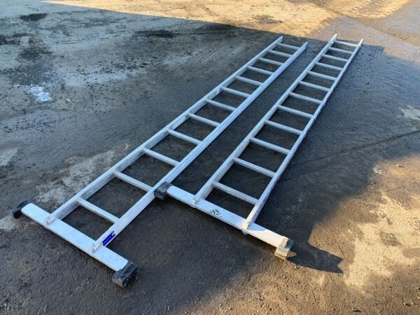 UNRESERVED 2 x 4M Straight Ladder