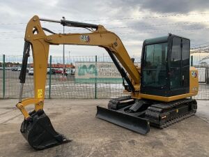 Caterpillar 305.5E2 5.5T Excavator c/w 3 x Buckets