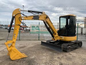 2019 Caterpillar 305CR Zero Tail 5T Excavator c/w 3 x Buckets