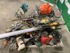 UNRESERVED Pallet Of Tools To Incl: Makita Chopsaw, Strimmers, Pole Extensions, Plaster Light & More - (Parts/Repair) - 3