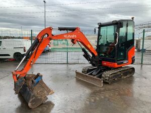 2019 Kubota KX027-4 2.6T Excavator c/w 3 x Buckets