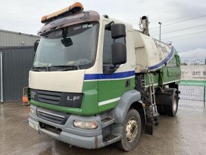 2007 DAF LF c/w Johnston VT650 Sweeper Body