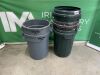 UNRESERVED Selection of 5x Plastic Bins