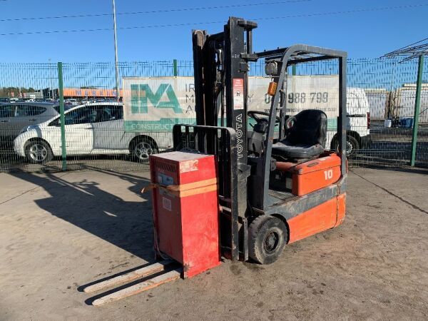 2000 Toyota FBE Electric Forklift