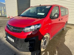 UNRESERVED 2021 Opel Vivaro L1 9 Seater Shuttle