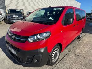 UNRESERVED 2021 Opel Vivaro L1 1.5D 9 Seater Shuttle