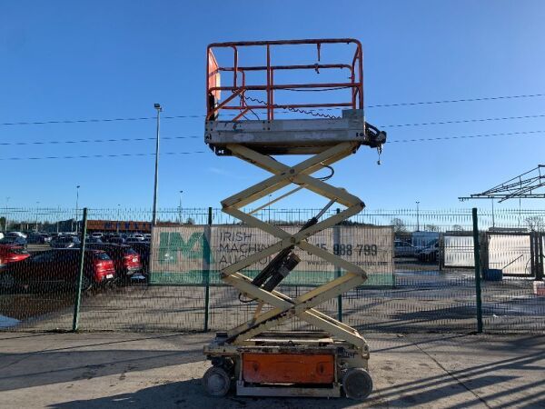 2005 JLG 1930ES Electric Scissors Lift c/w Control Box (5.72M - 18.8FT)