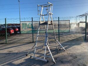 Youngman 4-6 Step Extendable Podium Ladder
