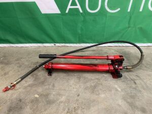 UNRESERVED 10T Hydraulic Press