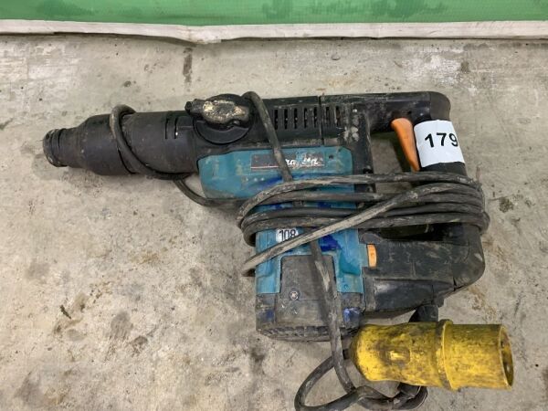 Makita kango 110v sale