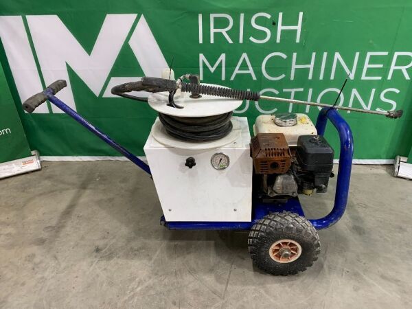 Brendon Portable Petrol Pedestrian Power Washer c/w Reel & Lance