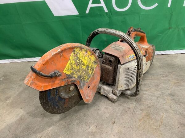 UNRESERVED Stihl TS400 Petrol Consaw