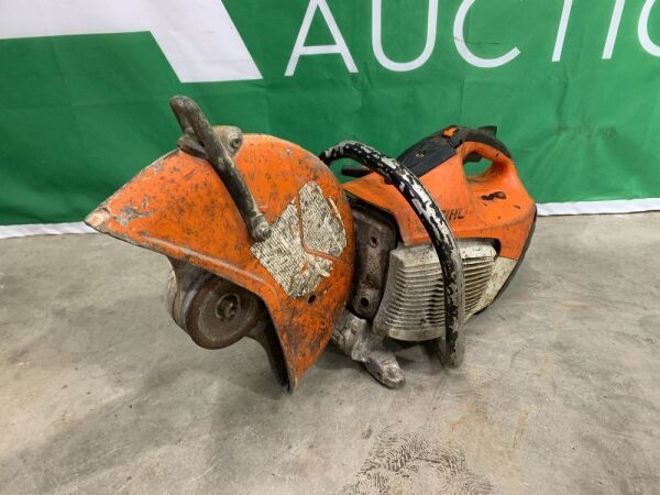 UNRESERVED Stihl TS420 Petrol Consaw
