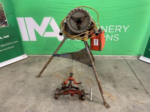 UNRESERVED Ridgid 300 Pipe Threader On Stand