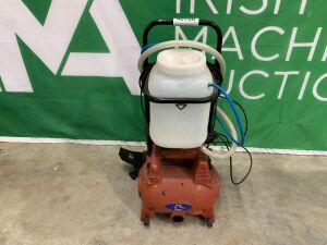 UNRESERVED Backpack Sprayer