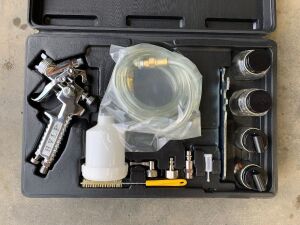 UNRESERVED 4 x Suction Guns