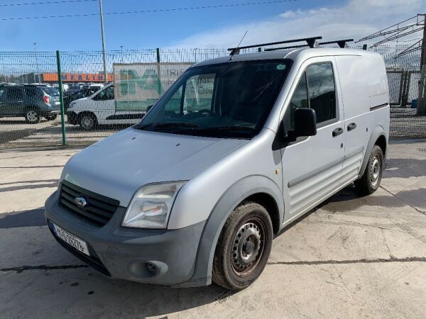 UNRESERVED 2011 Ford Transit Connect T200 SWB Van